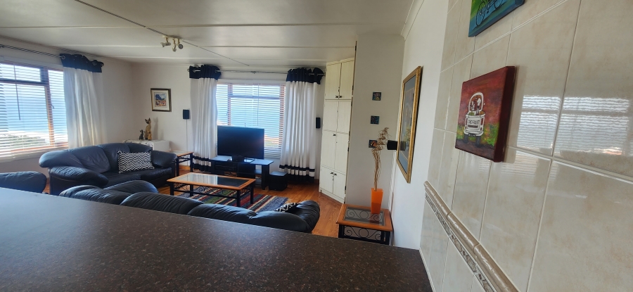 2 Bedroom Property for Sale in Dana Bay Western Cape